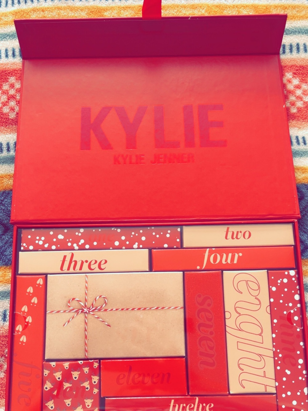 Kylie Jenner Holiday Lipstick/Makeup Set - Red & Nude Packaging